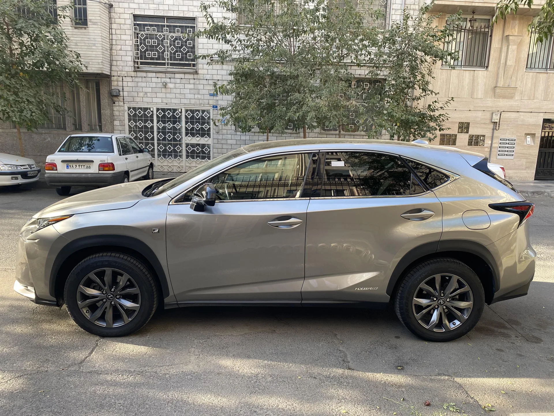 لکسوس  NX هیبرید 2
