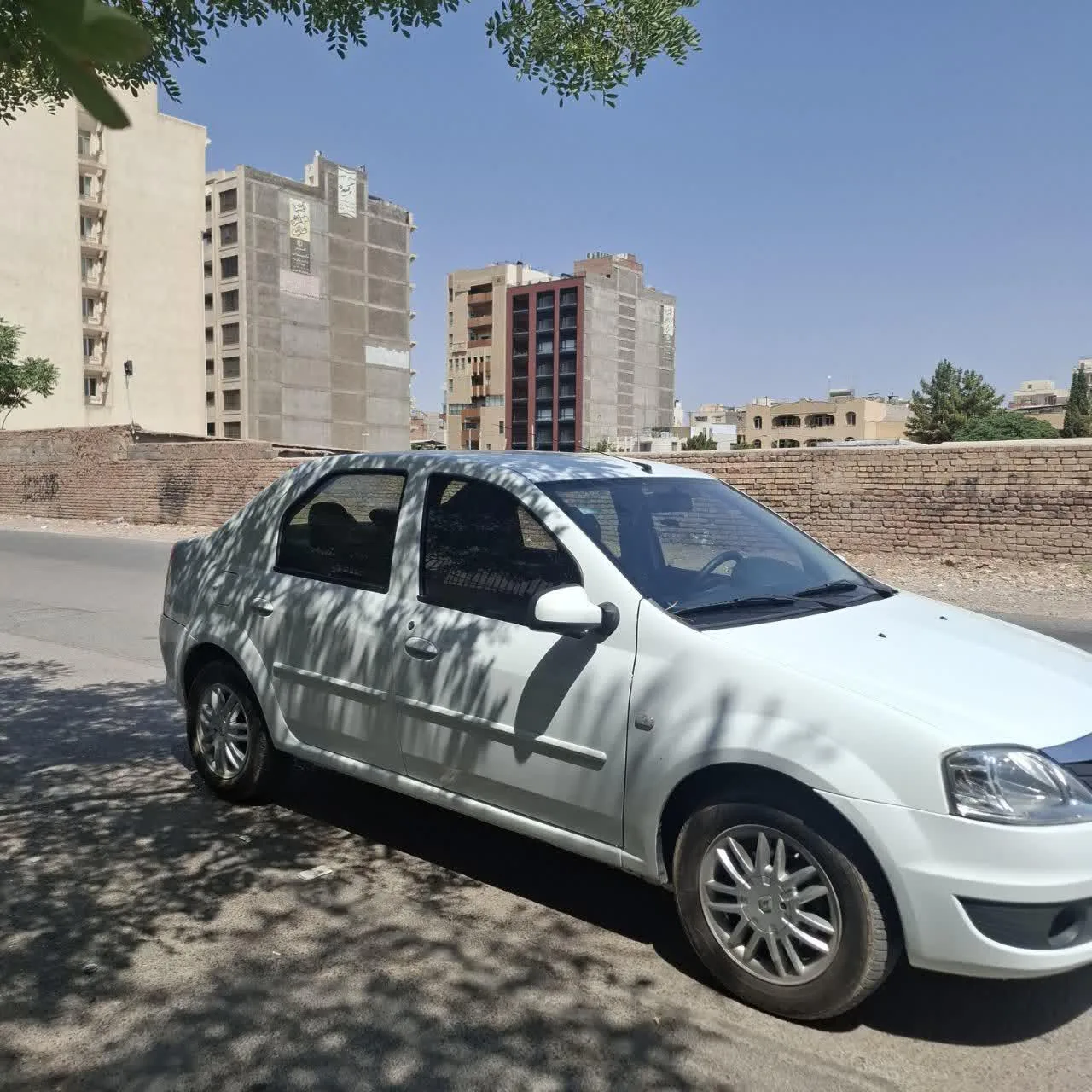 رنو  تندر 90