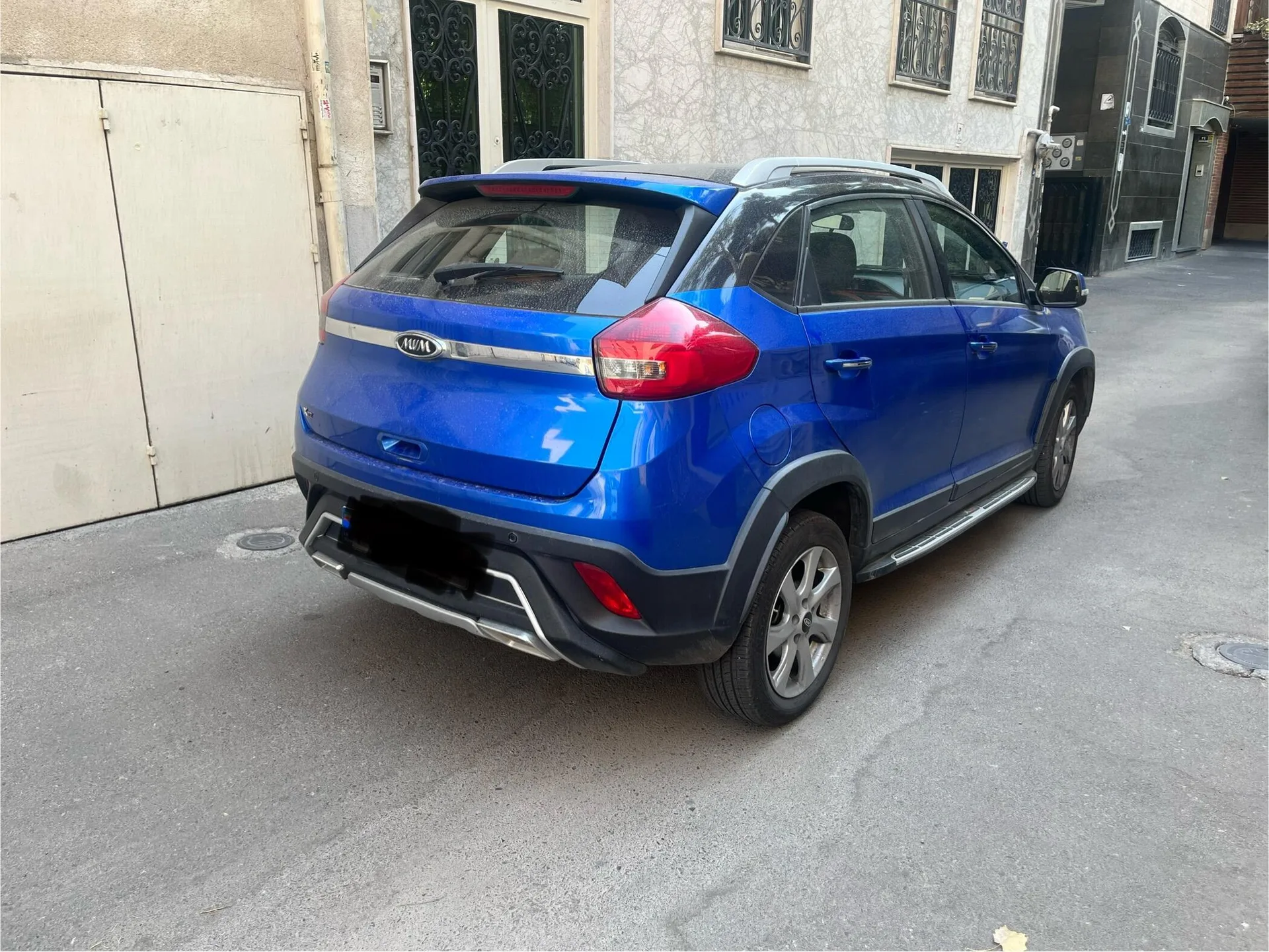 ام وی ام  X22 3