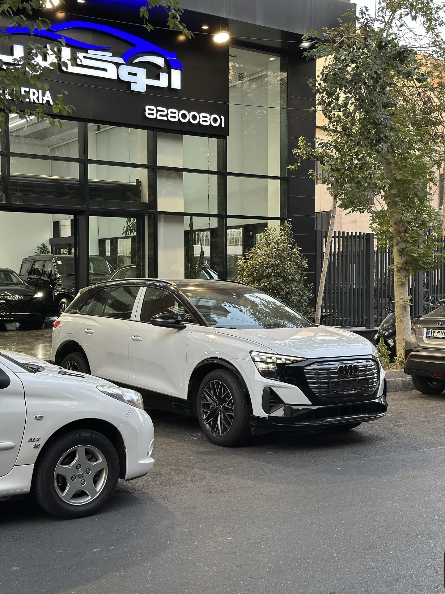 آئودی  Q5 e-tron 4