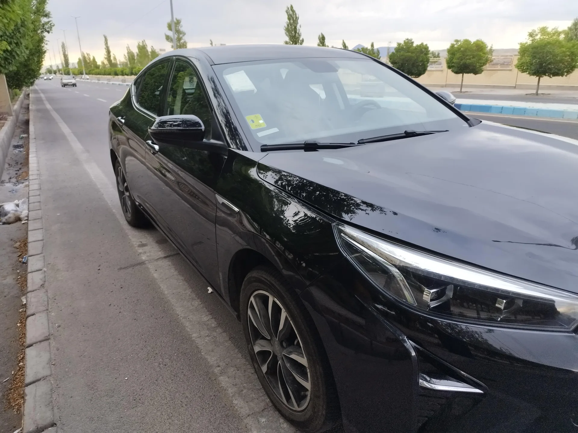 کی ام سی eJ7
