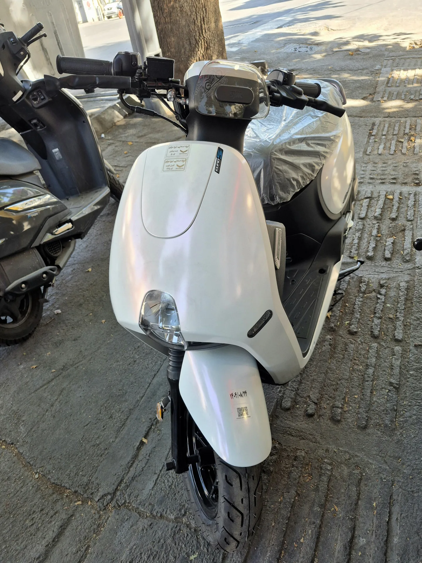 اس وای ام  گلکسی CLB125 2