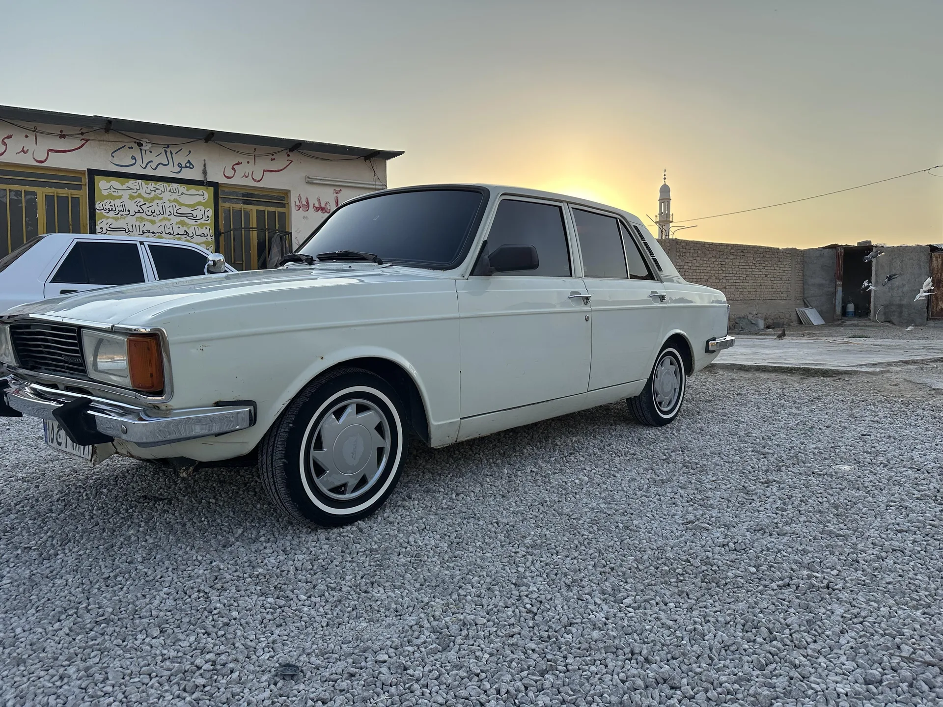 پیکان  سدان 2