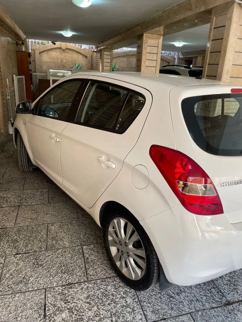 هیوندای  i20 3