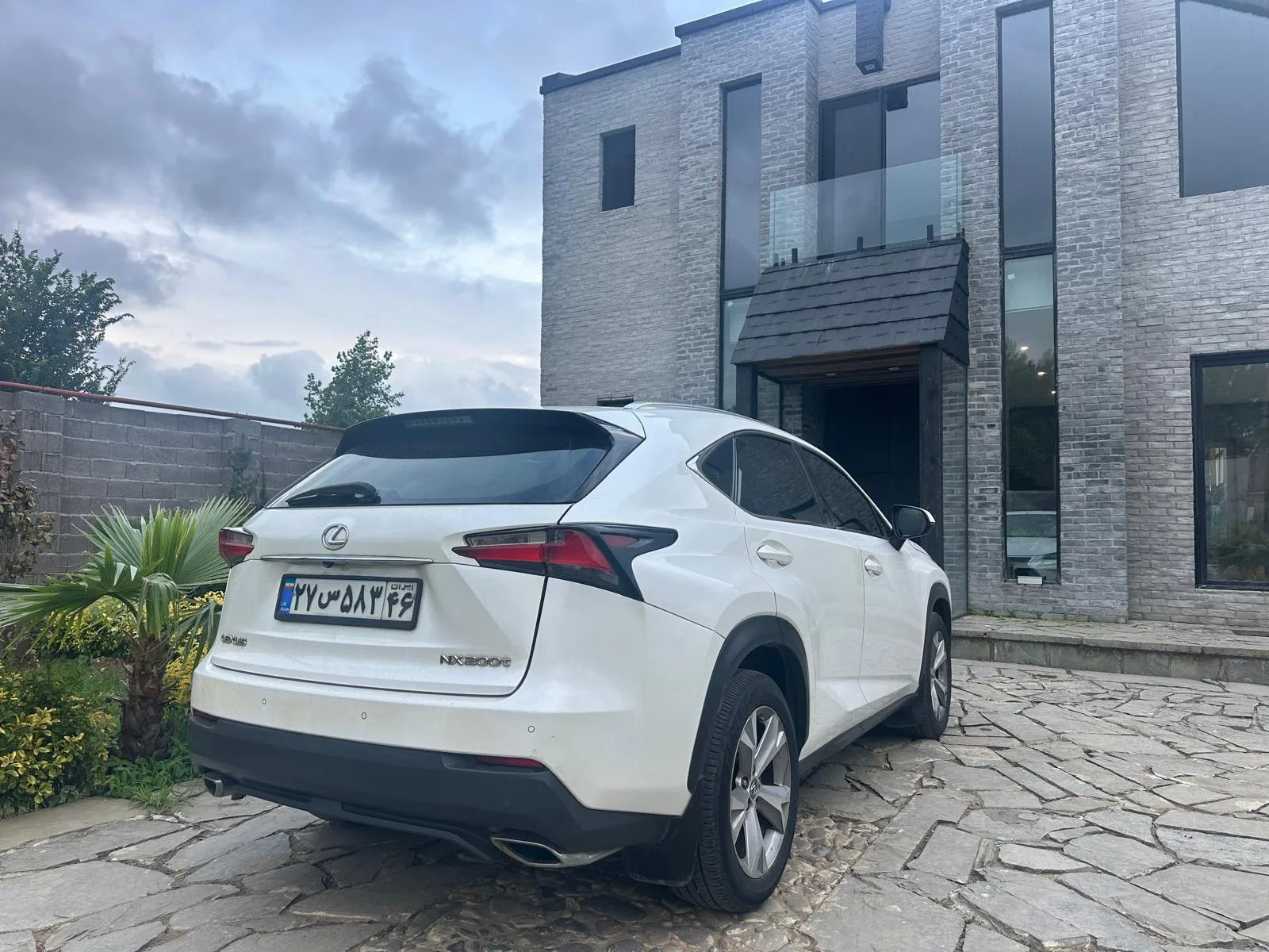 لکسوس  NX 3