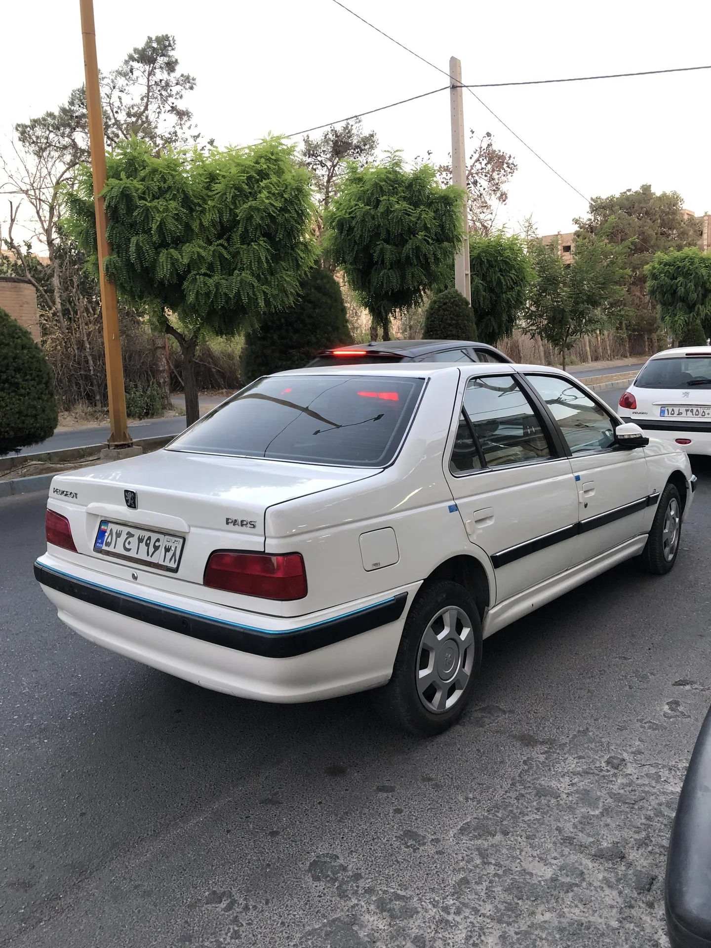 پژو  پارس 4