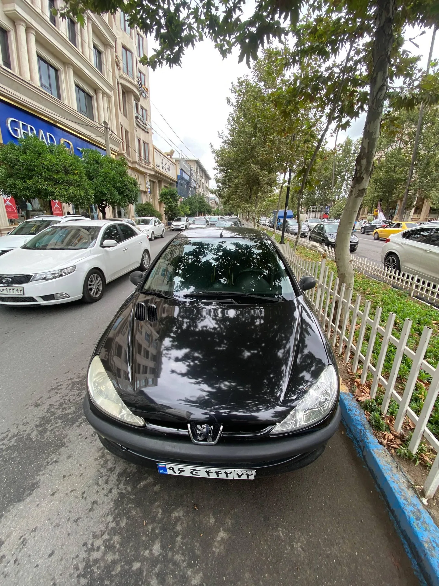 پژو  206