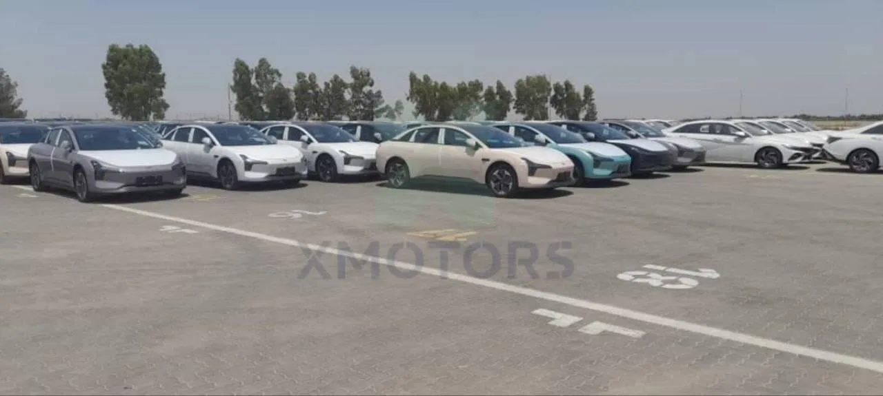 ایکس پنگ  مونا M03 10