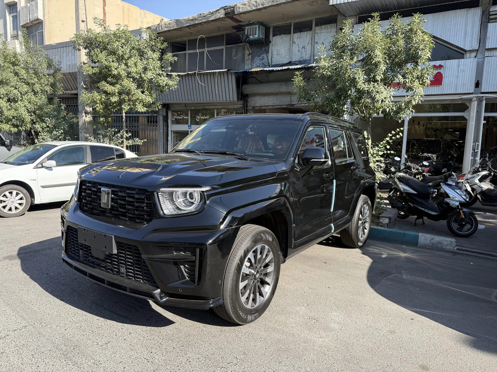 تانک  700