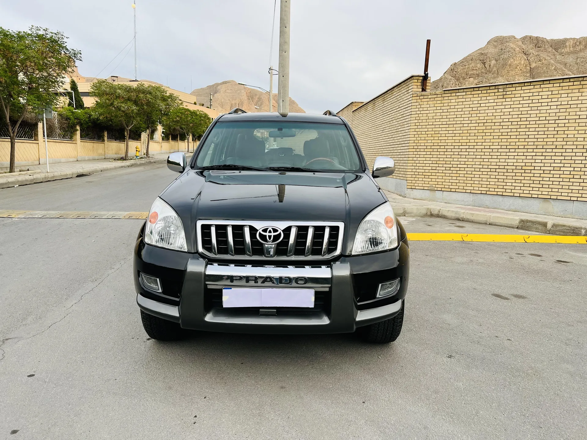 تویوتا  پرادو  چهار در 5