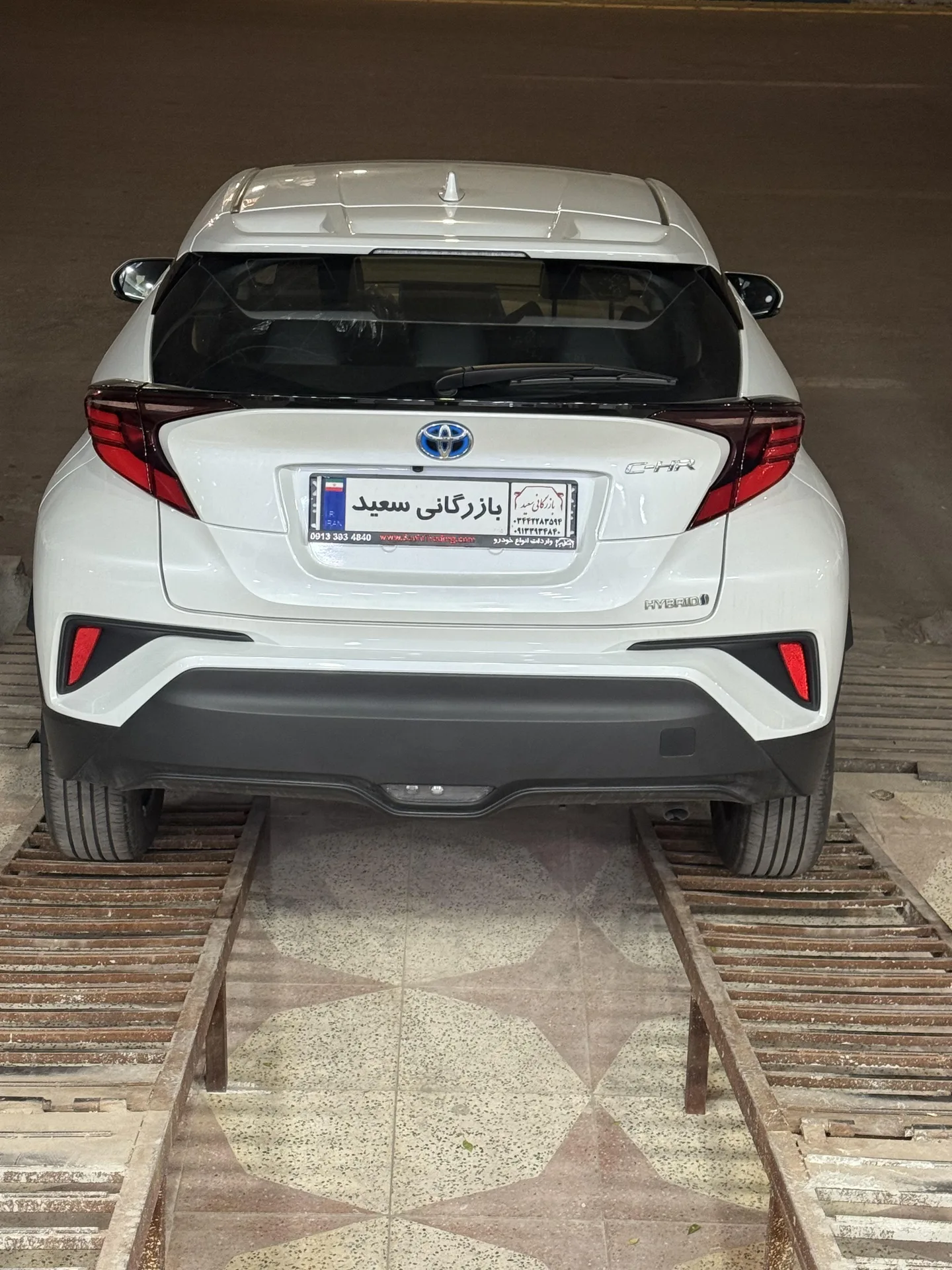 تویوتا C-HR هیبرید