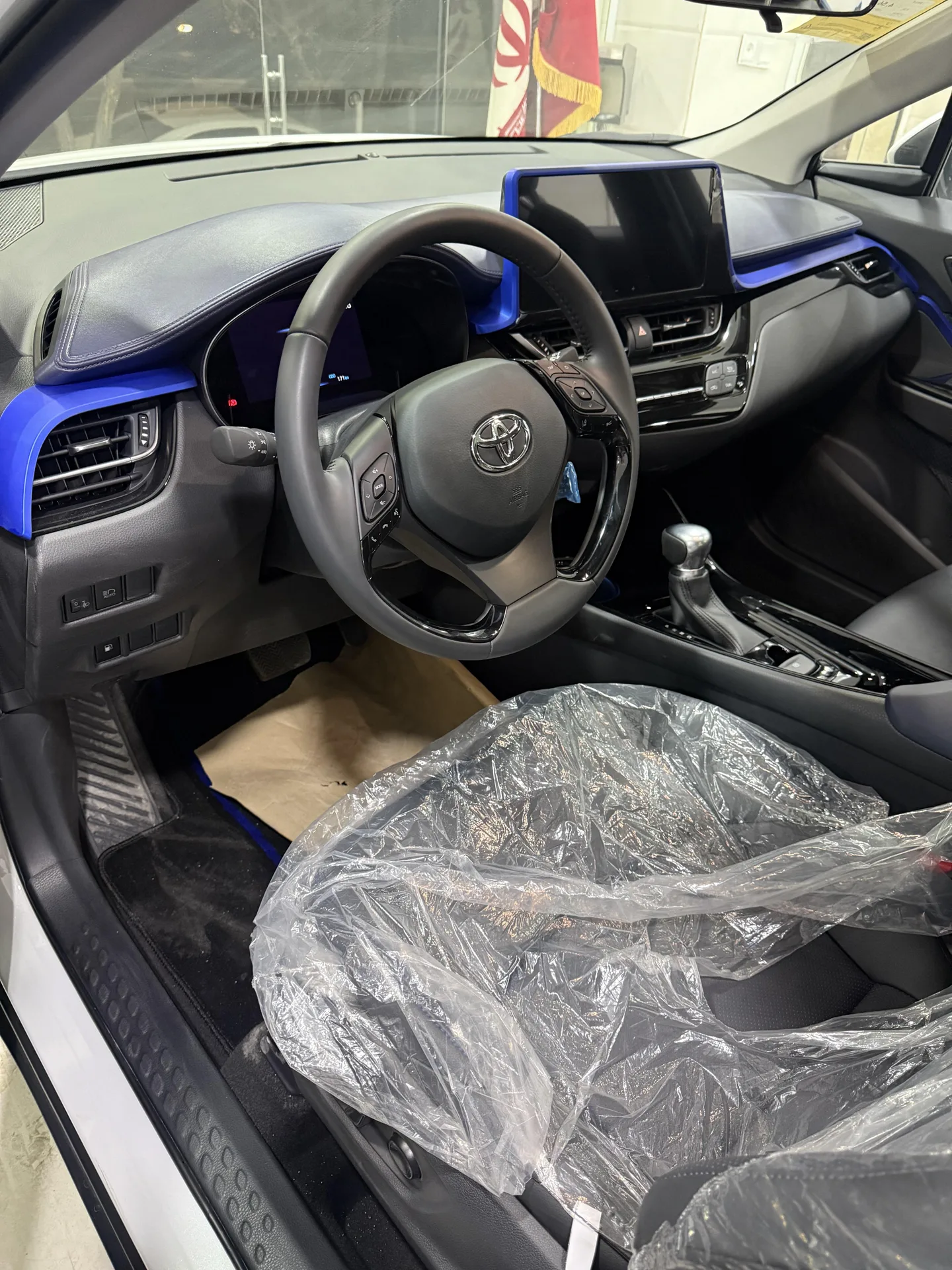 تویوتا  C-HR هیبرید 4