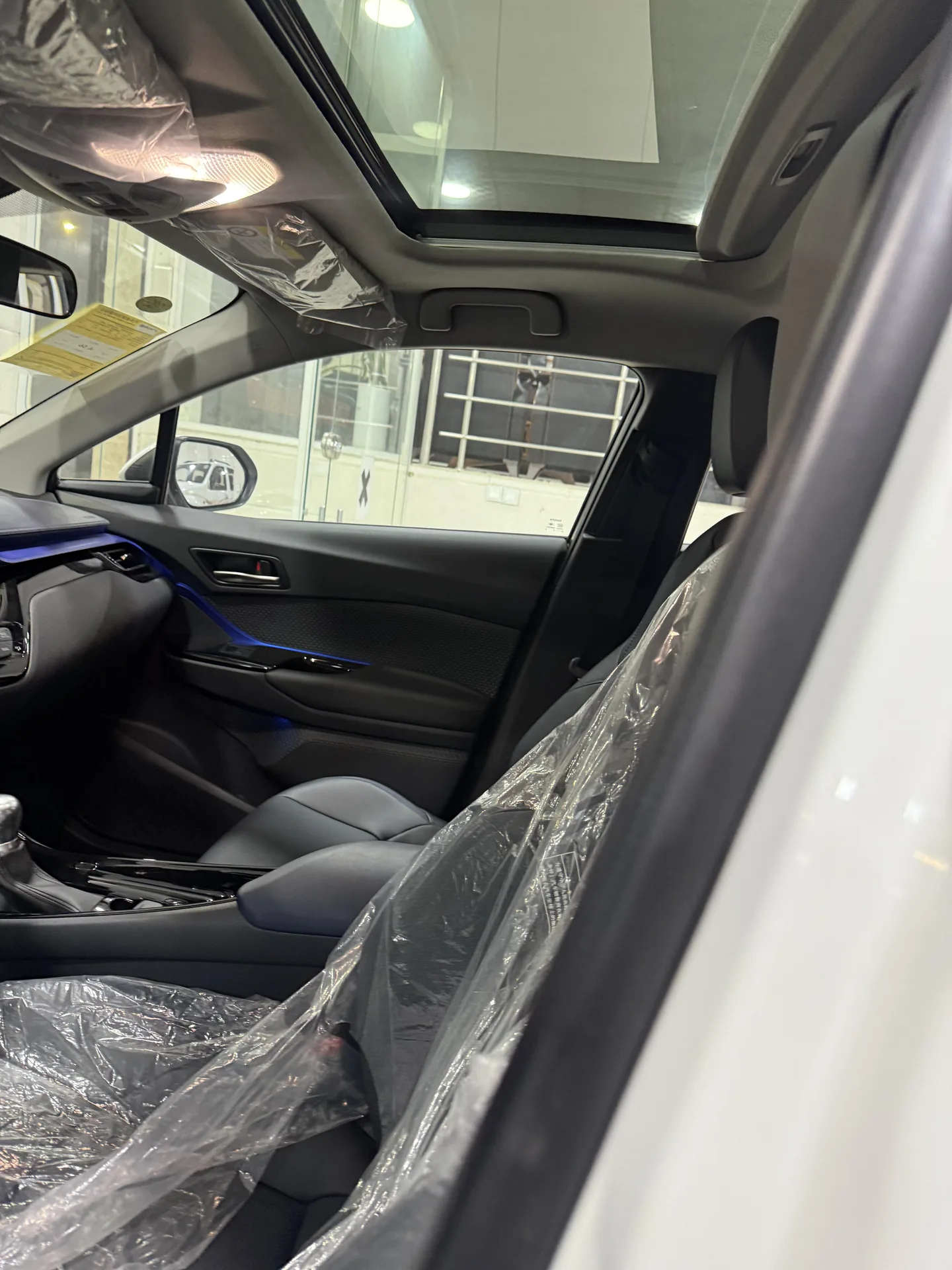 تویوتا  C-HR هیبرید 7