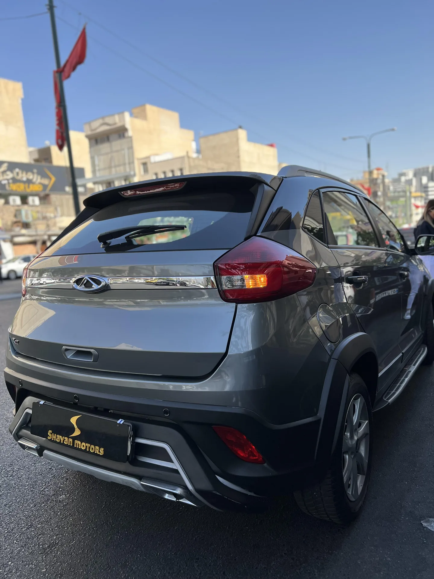 ام وی ام  X22 5
