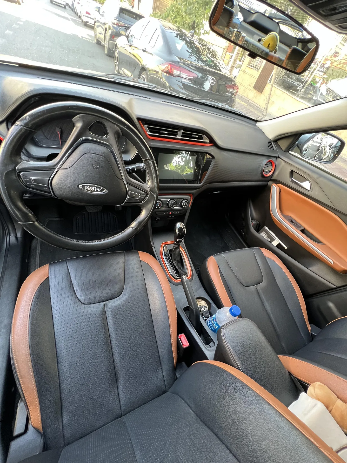 ام وی ام  X22 6