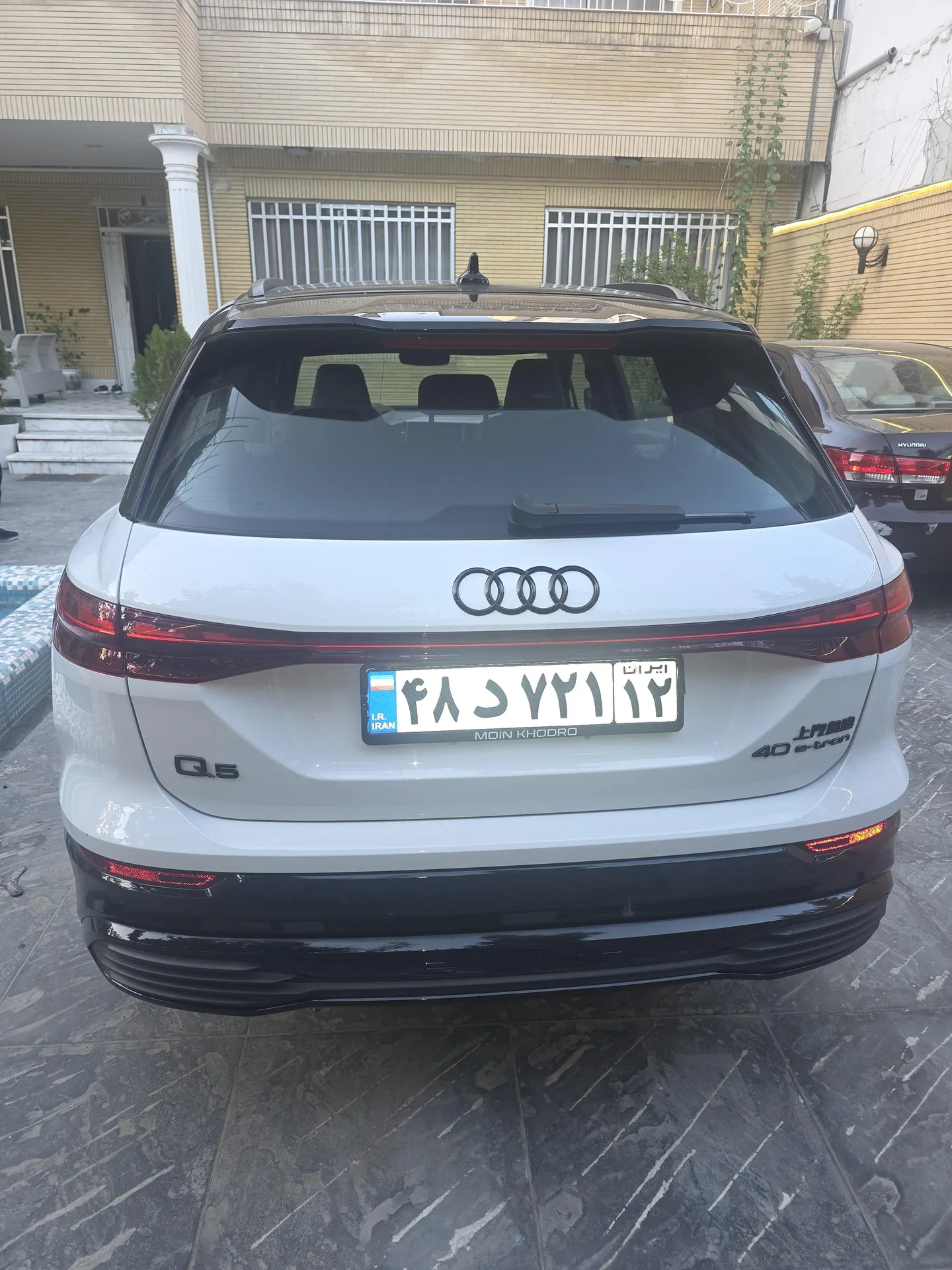 آئودی  Q5 e-tron 3