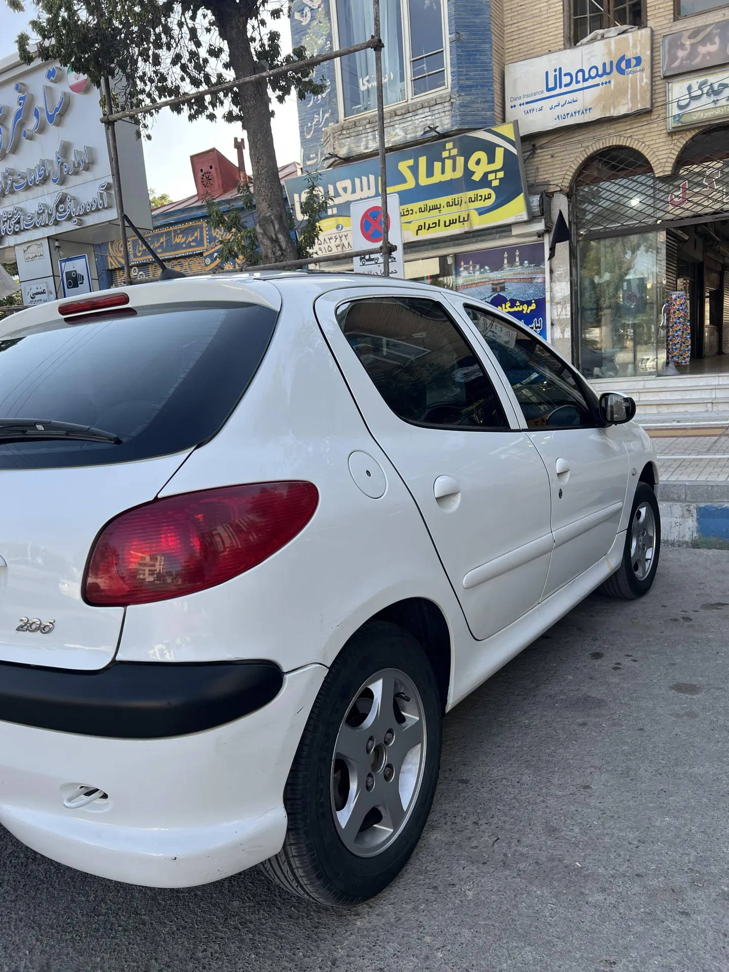 پژو  206 4