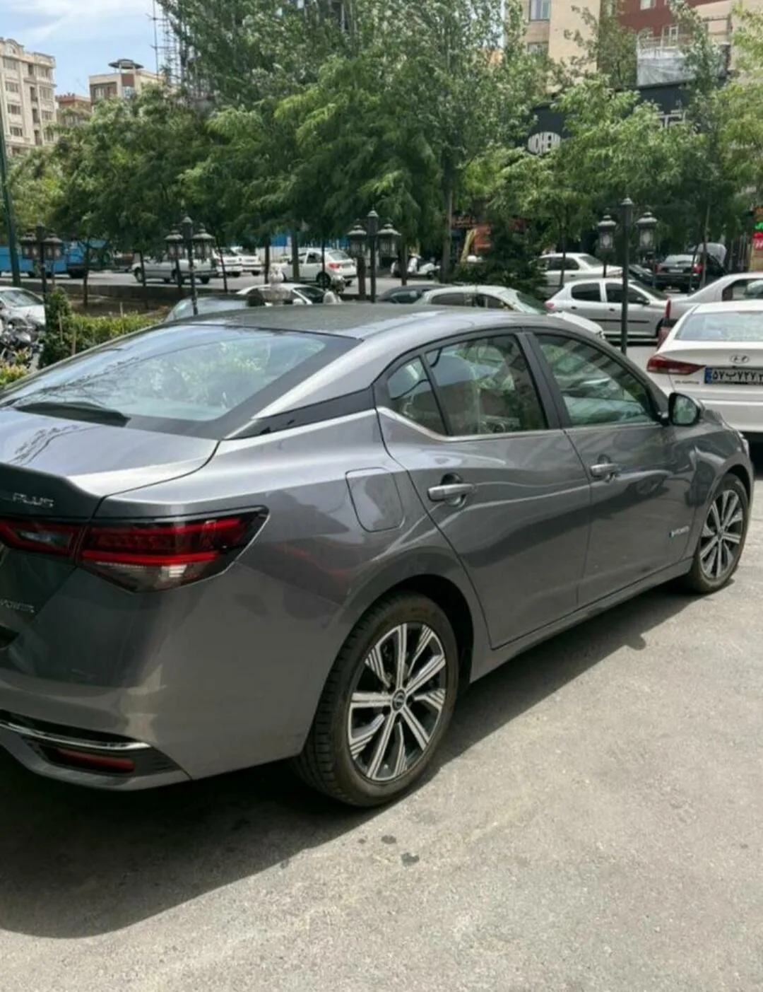 نیسان  سیلفی e-POWER 2