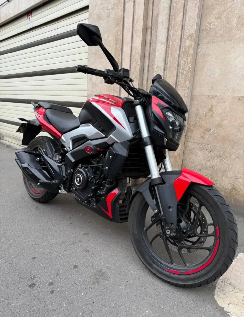باجاج  دومینار 250 3