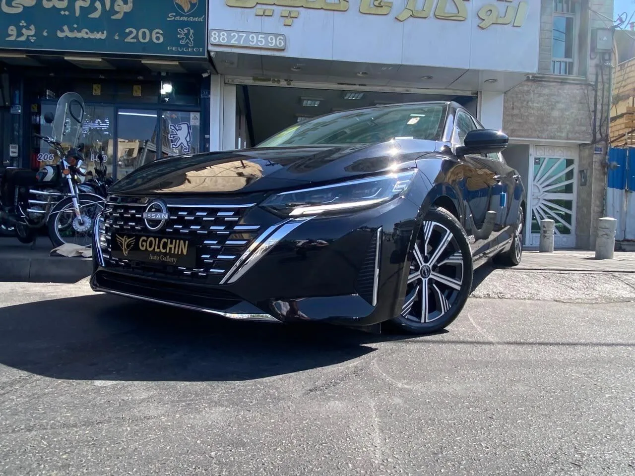 نیسان  سیلفی e-POWER 4