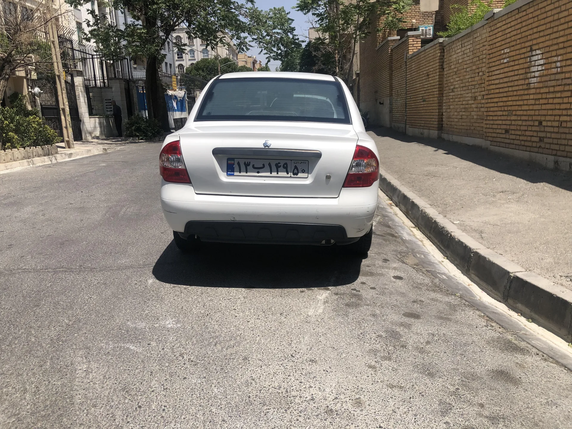 تیبا  صندوق دار 3