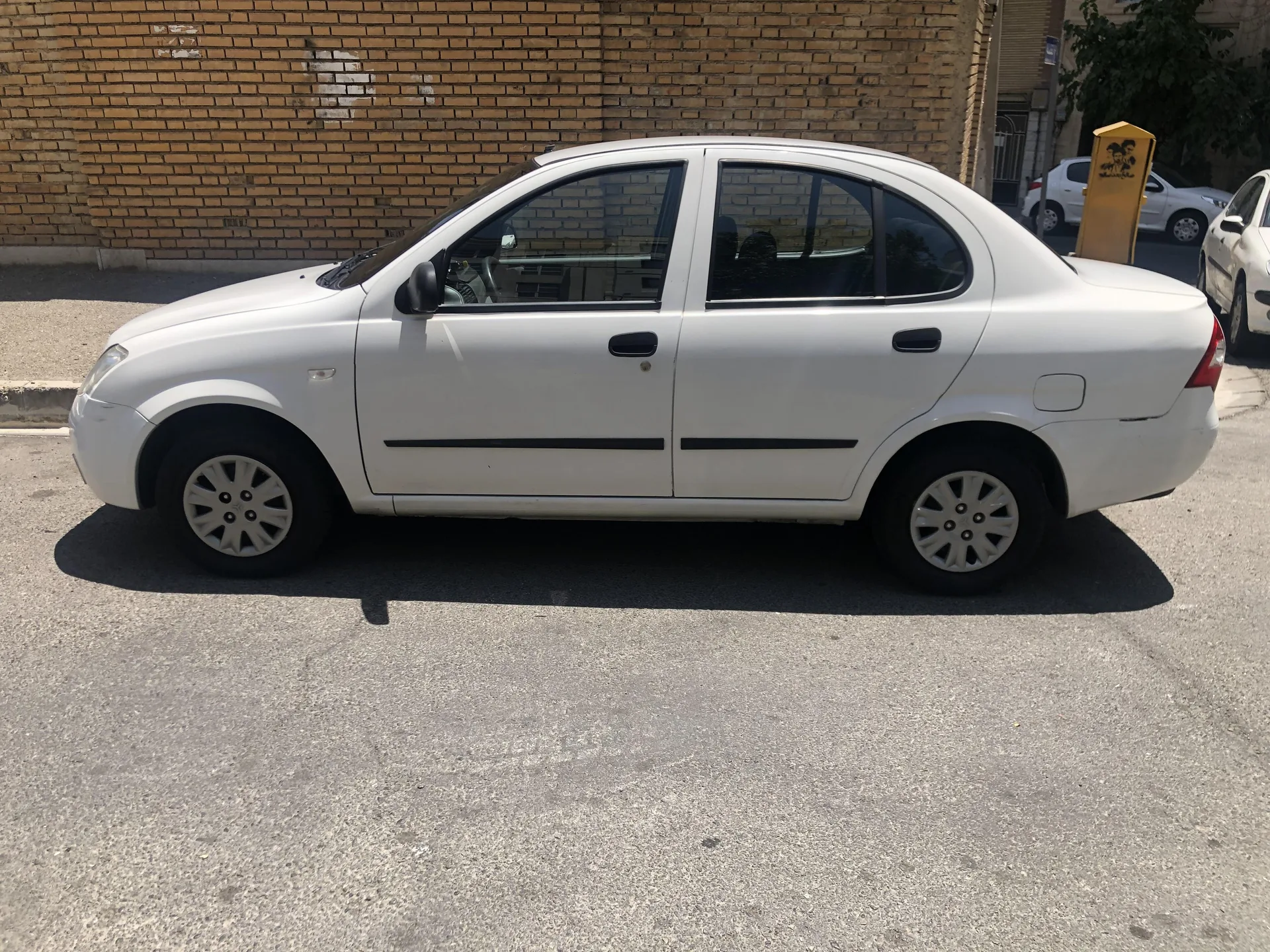 تیبا  صندوق دار 4