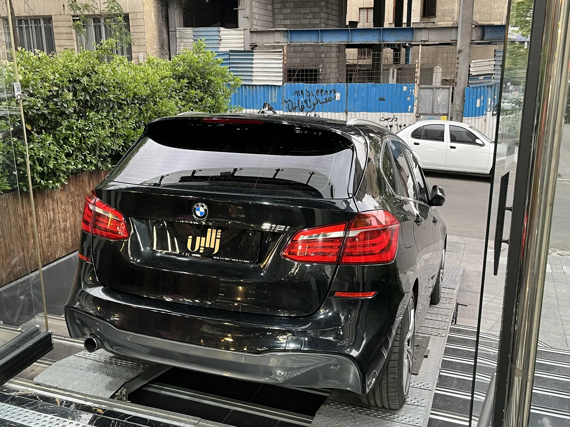 ب ام و  سری 2 اکتیوتورر 3