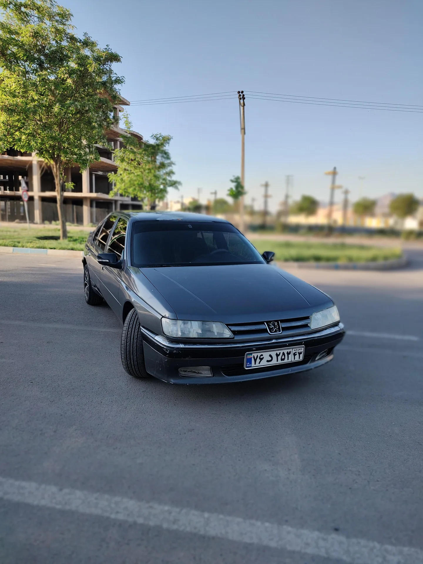 پژو  605 3