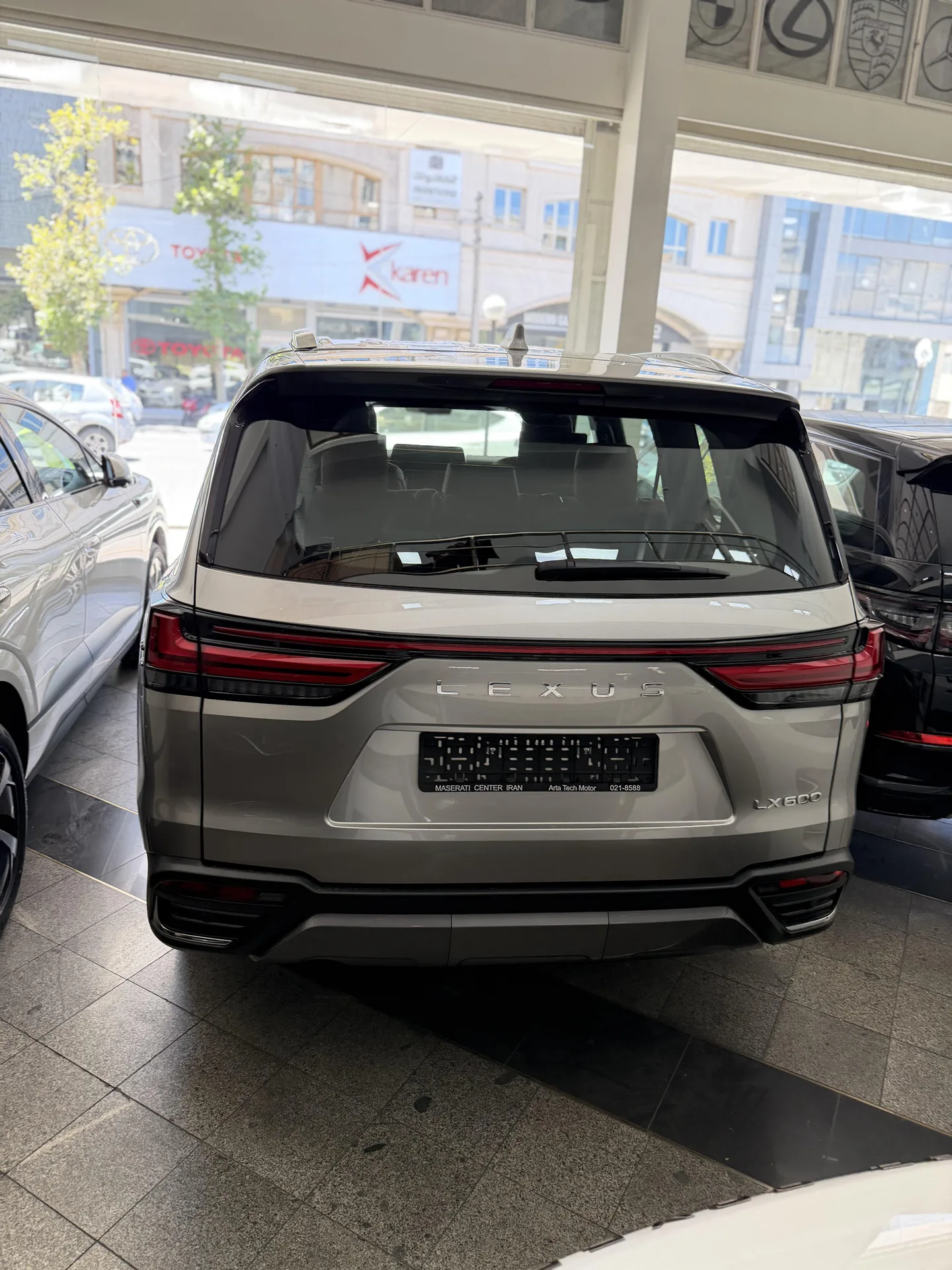 لکسوس  LX 2