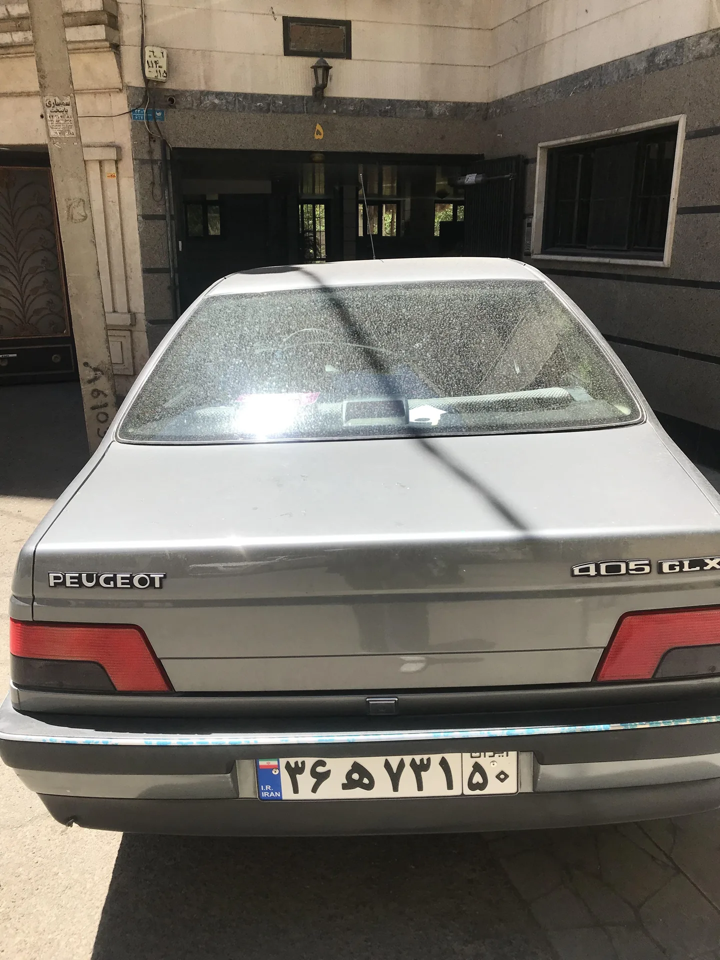 پژو 405