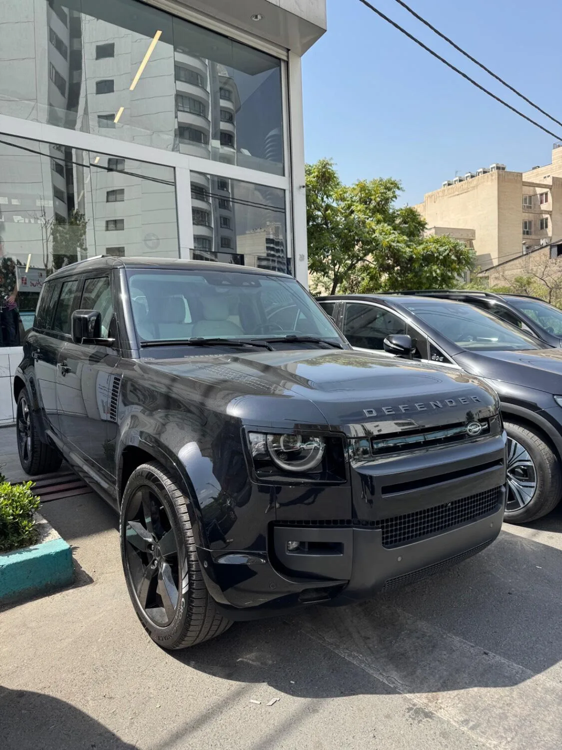 لندرور  دیفندر 3