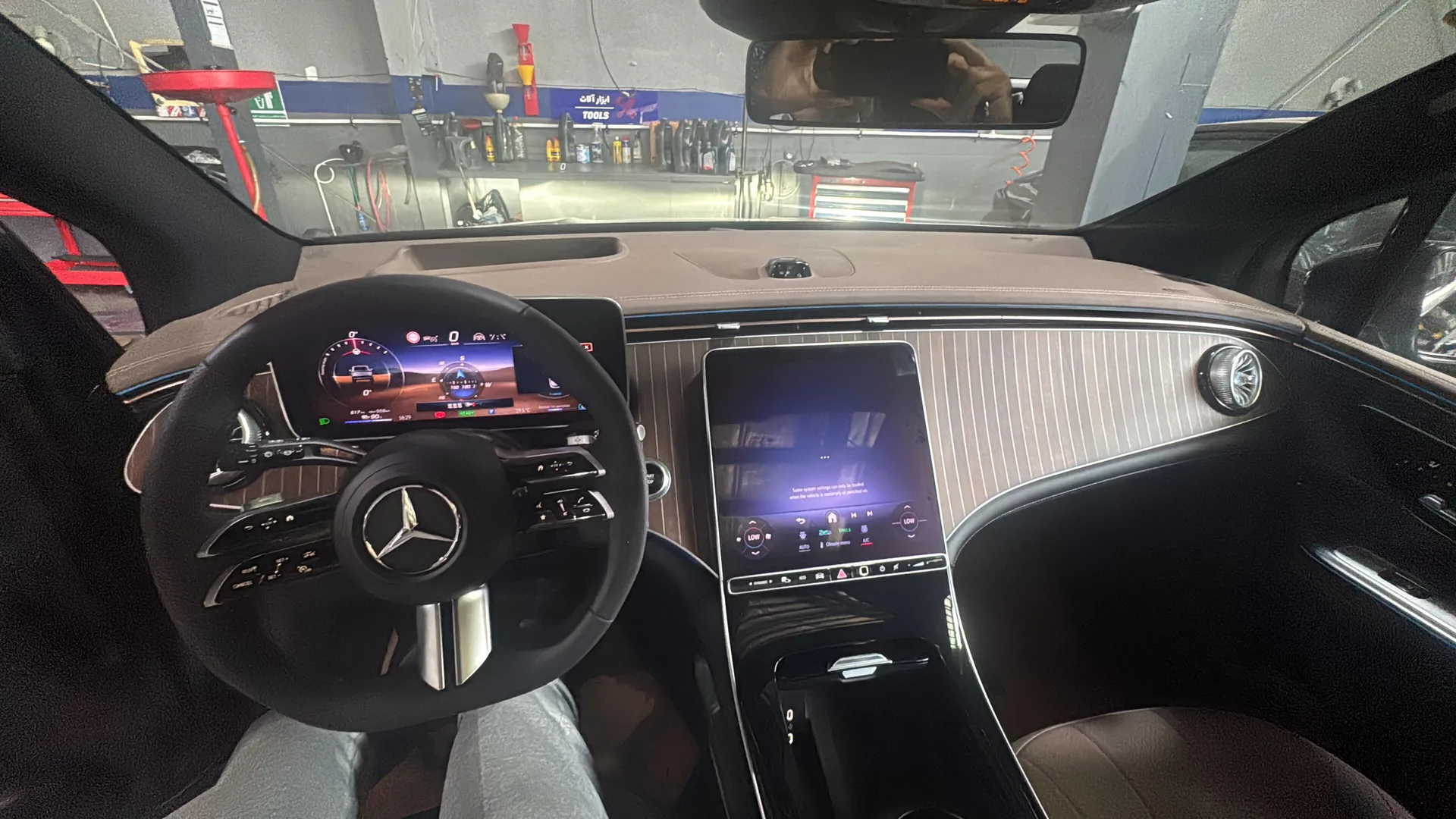 بنز  EQE SUV 5