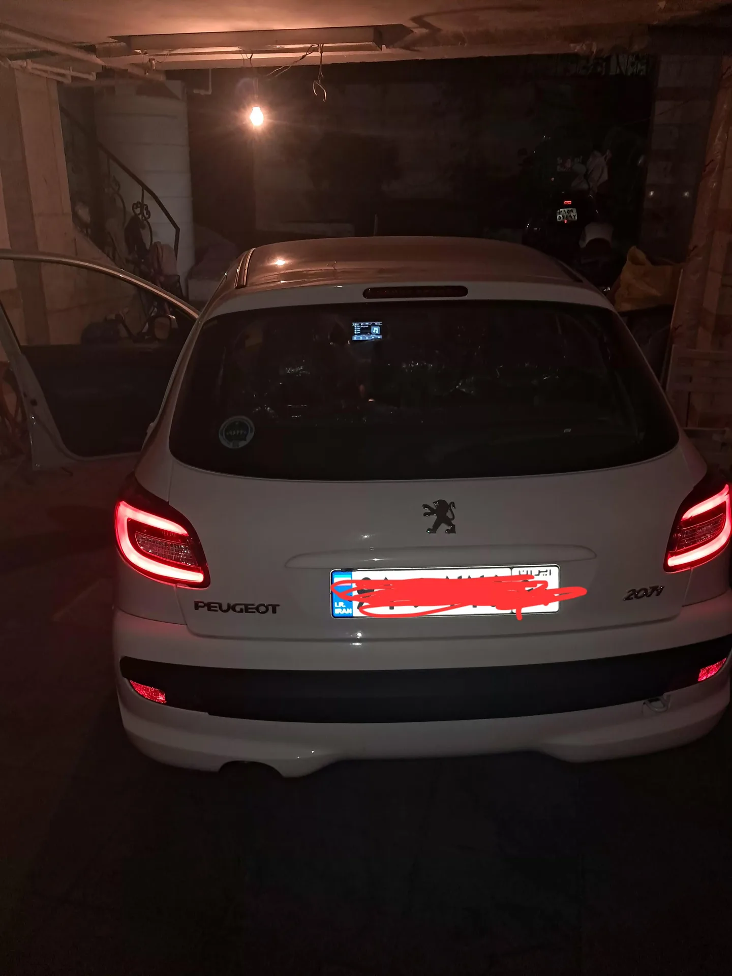 پژو  207 2
