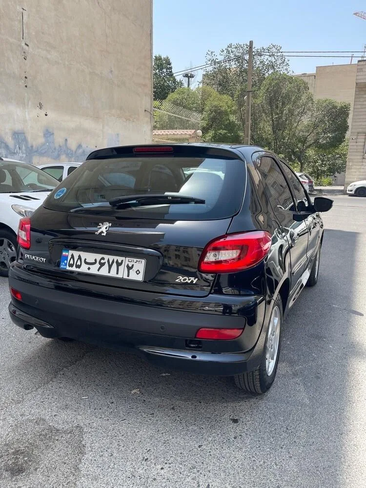 پژو  207 2