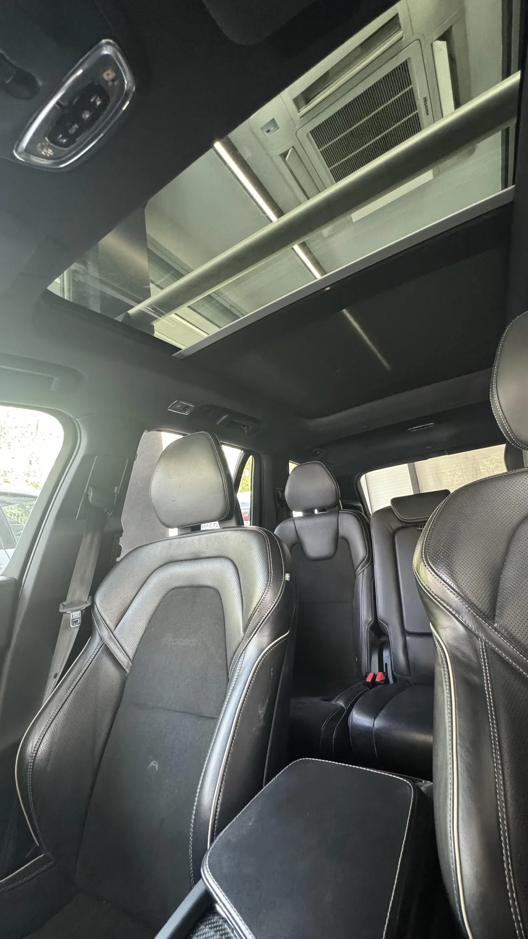 ولوو  XC90 4
