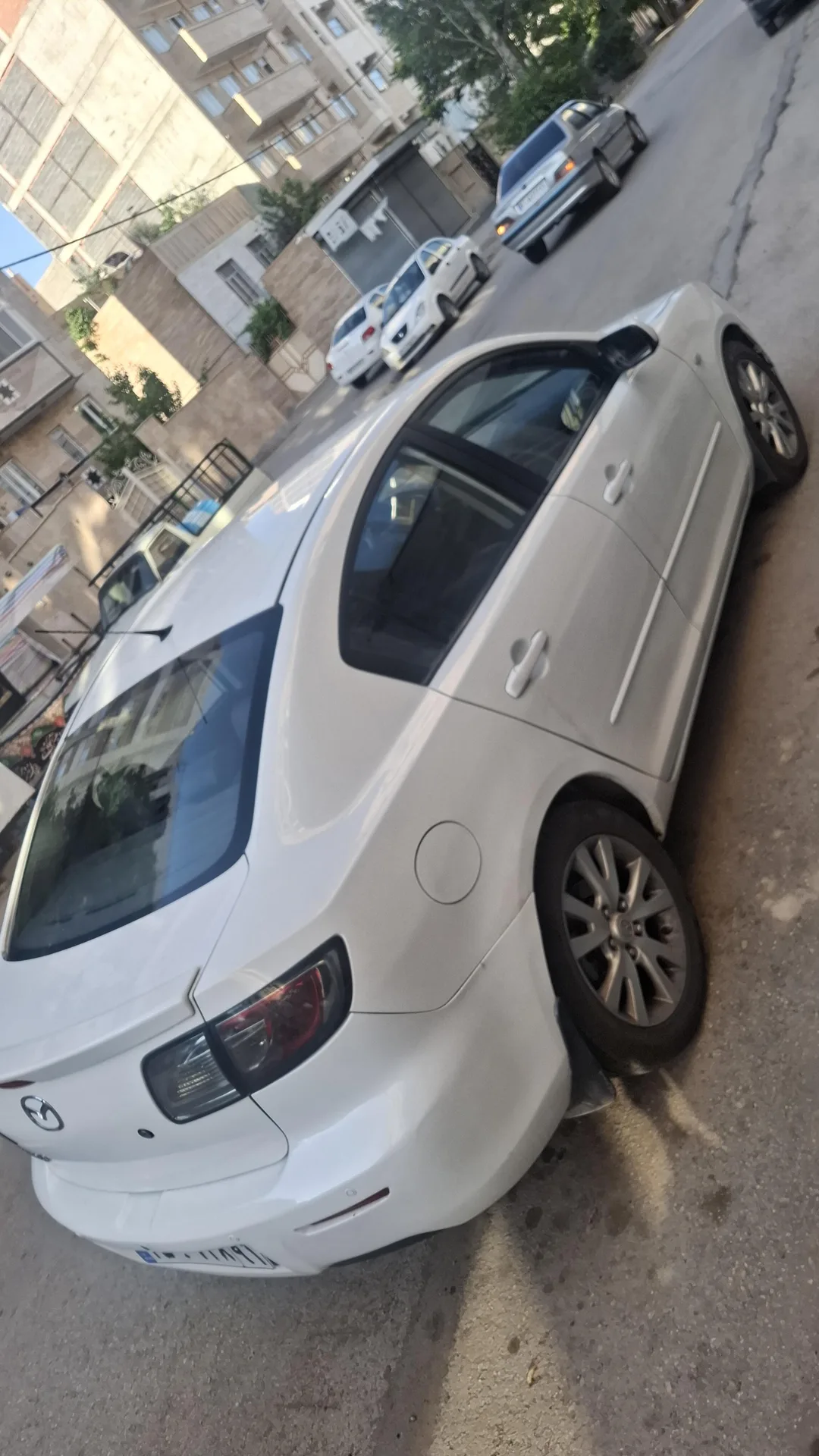 مزدا  3 قدیم 3