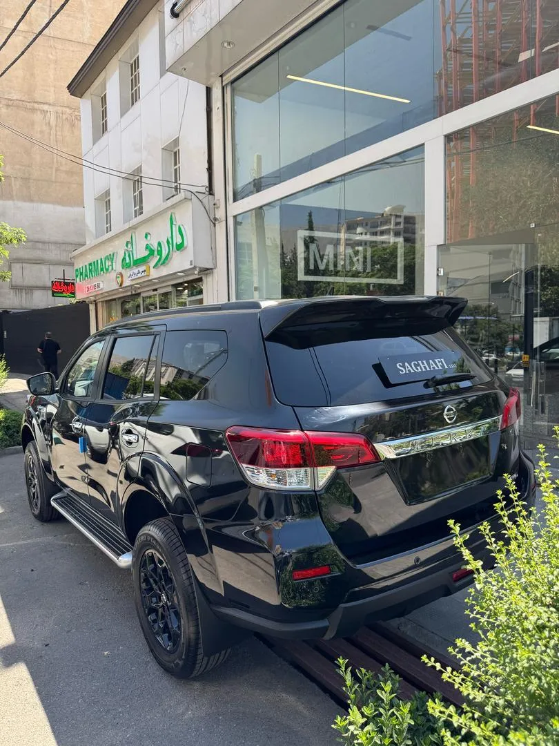 نیسان  ترا 4