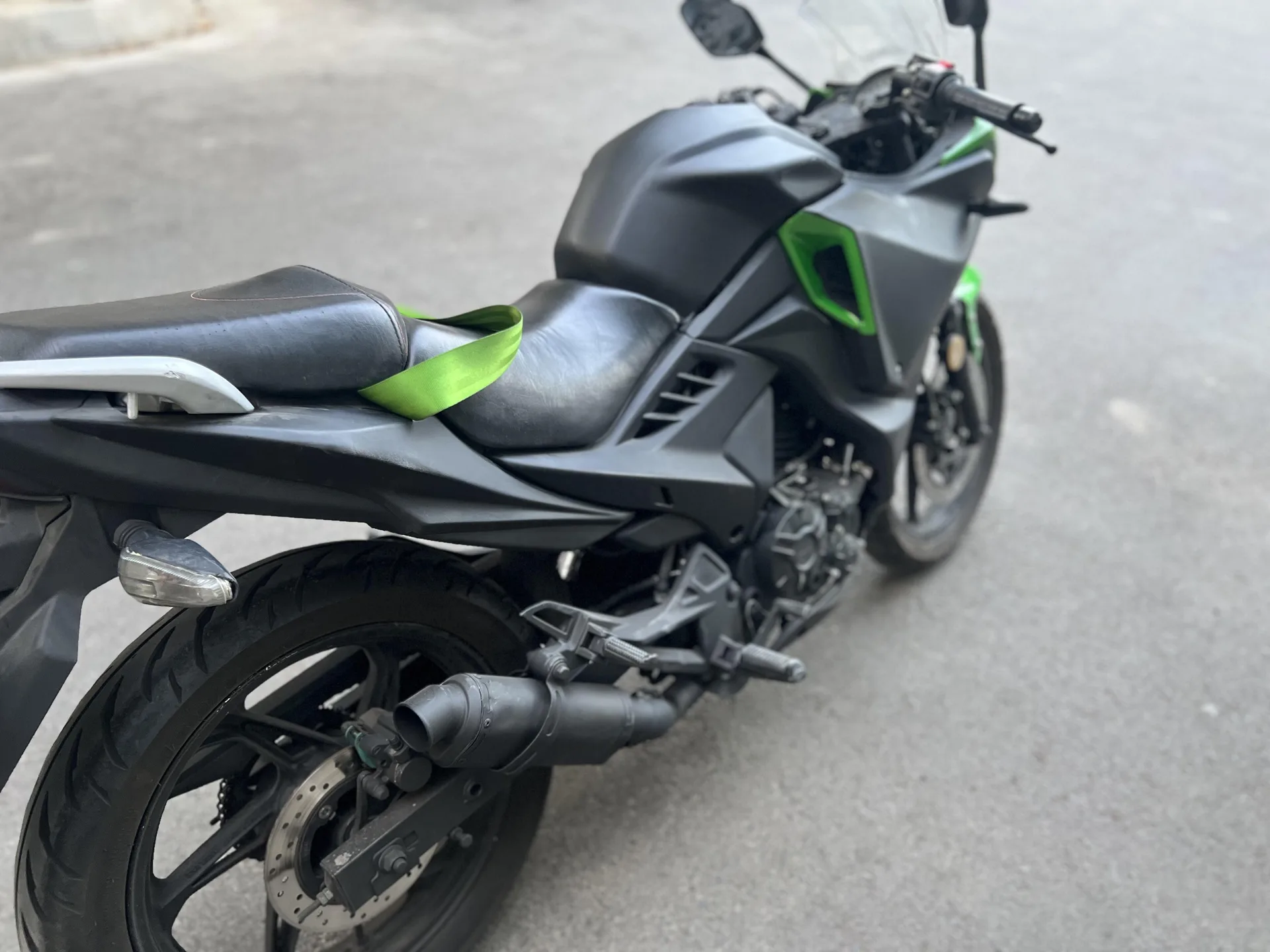 مگلی 200R