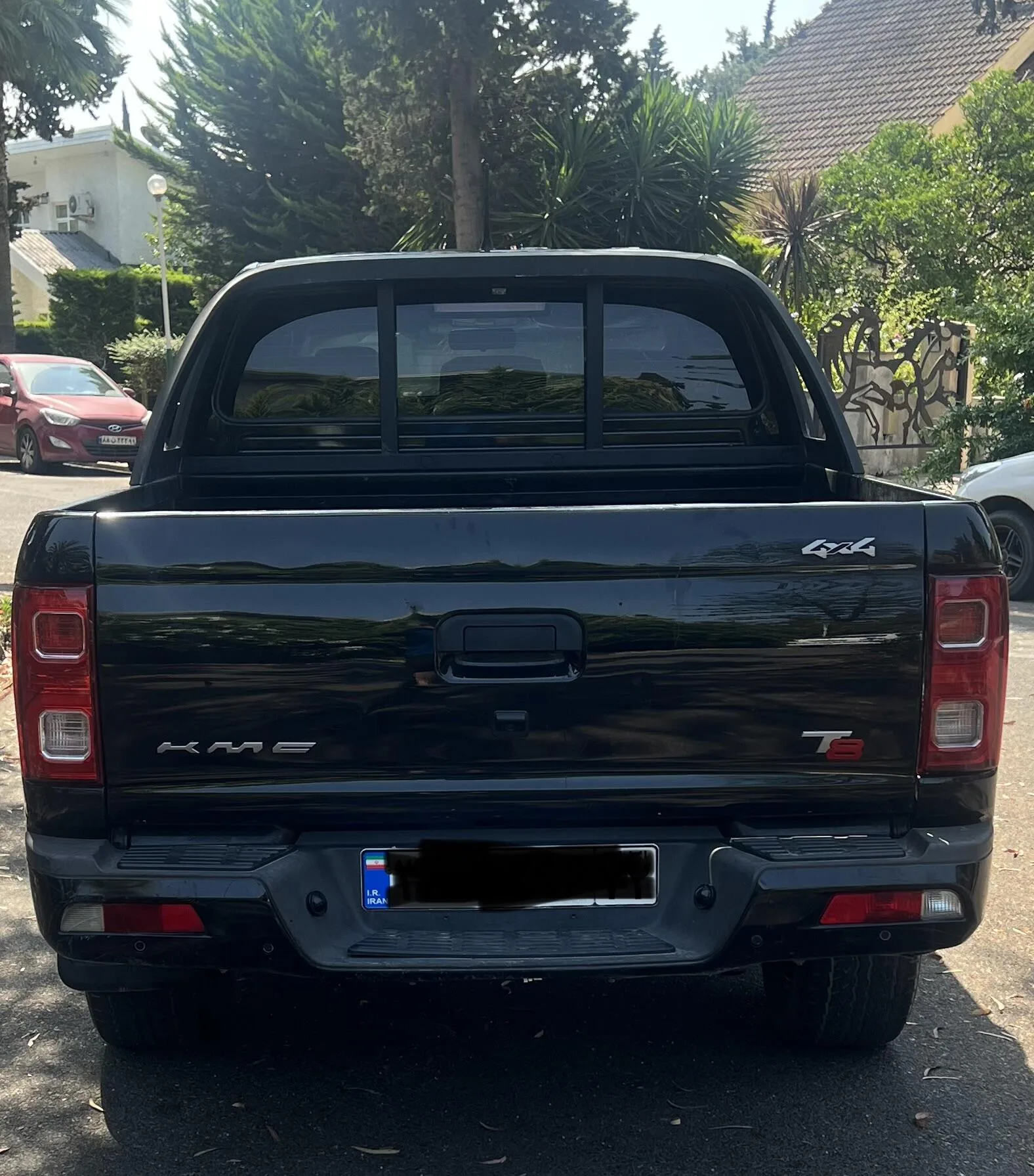 کی ام سی  T8 3