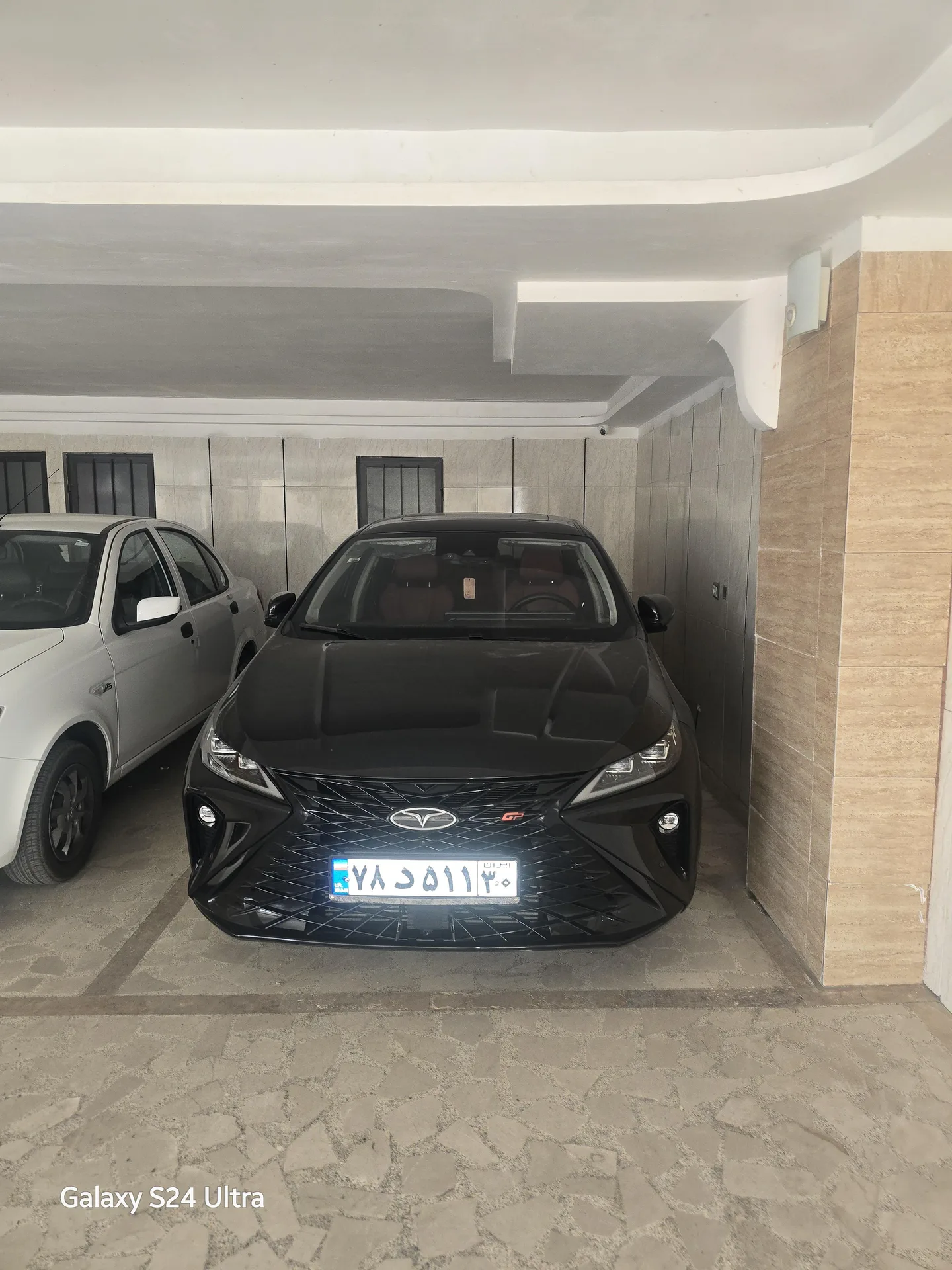 فونیکس  آریزو 6 جی تی (Z6 GT) 3