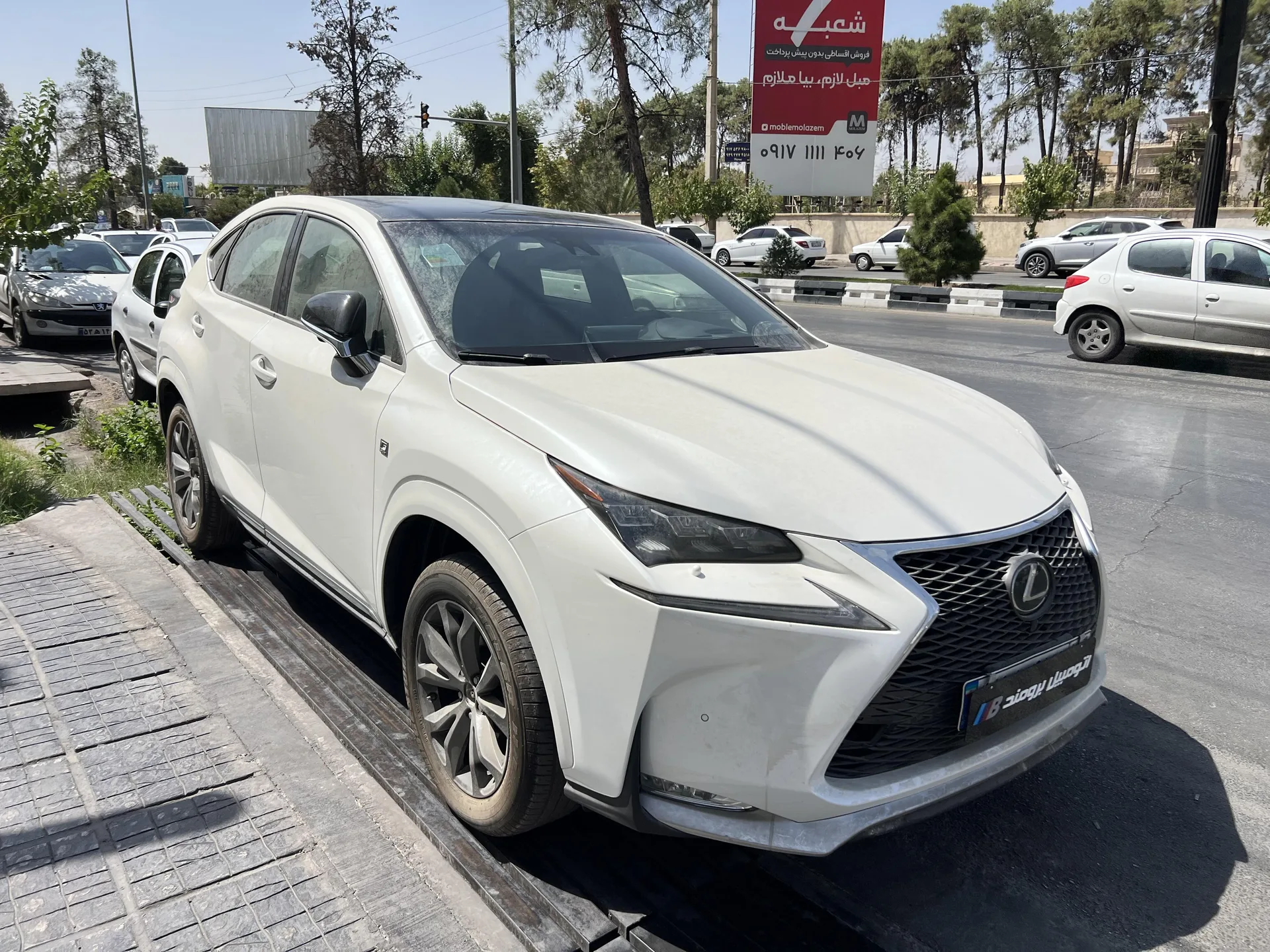 لکسوس NX
