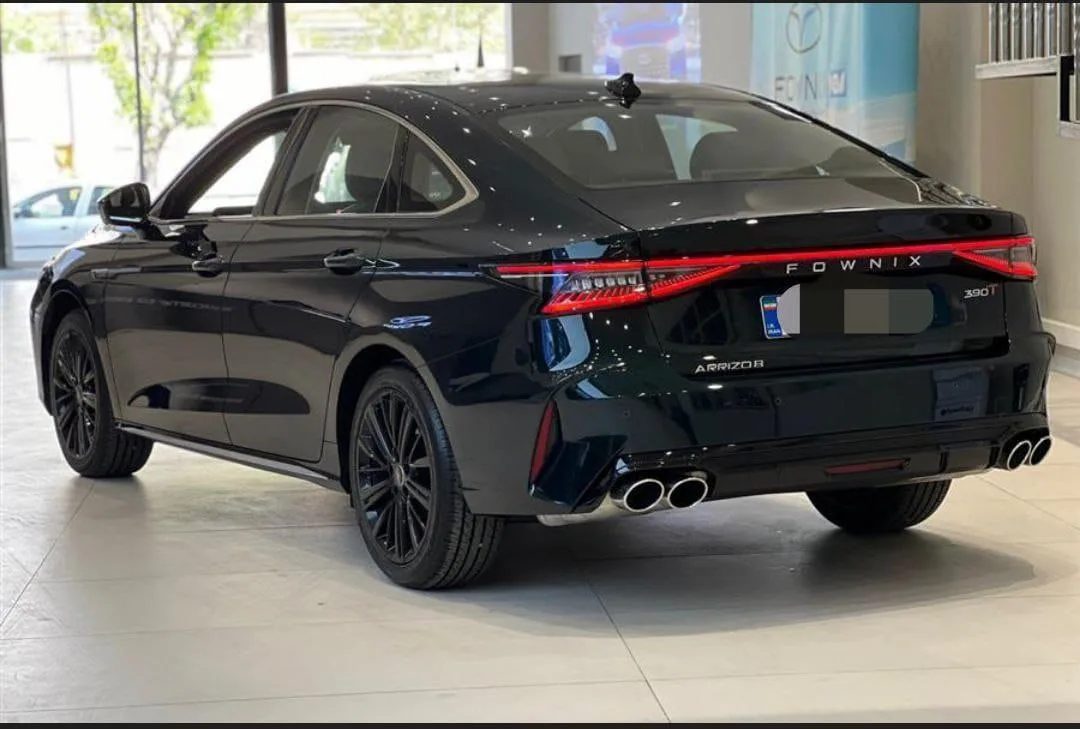 فونیکس آریزو 8 (Z8)