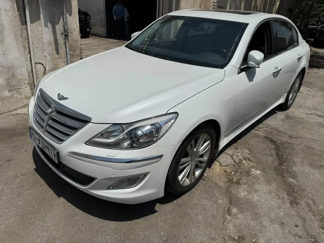 هیوندای  جنسیس