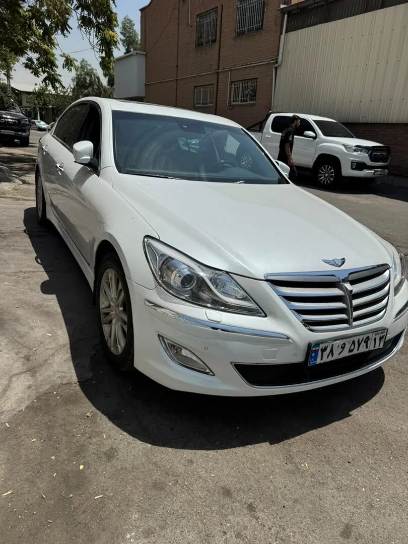 هیوندای  جنسیس 2