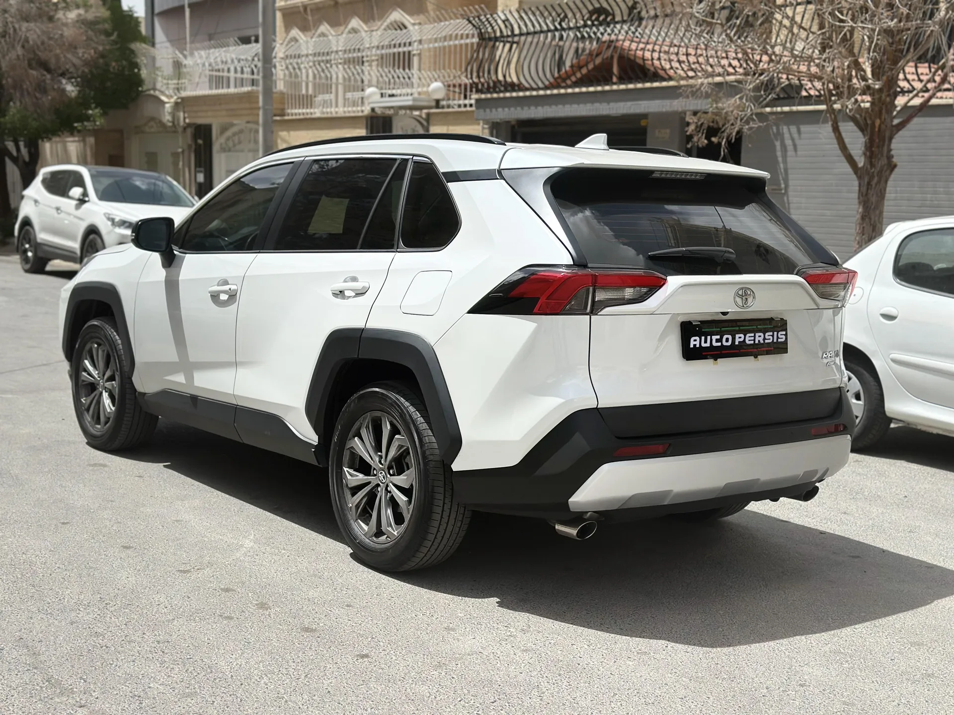 تویوتا  راوفور 3