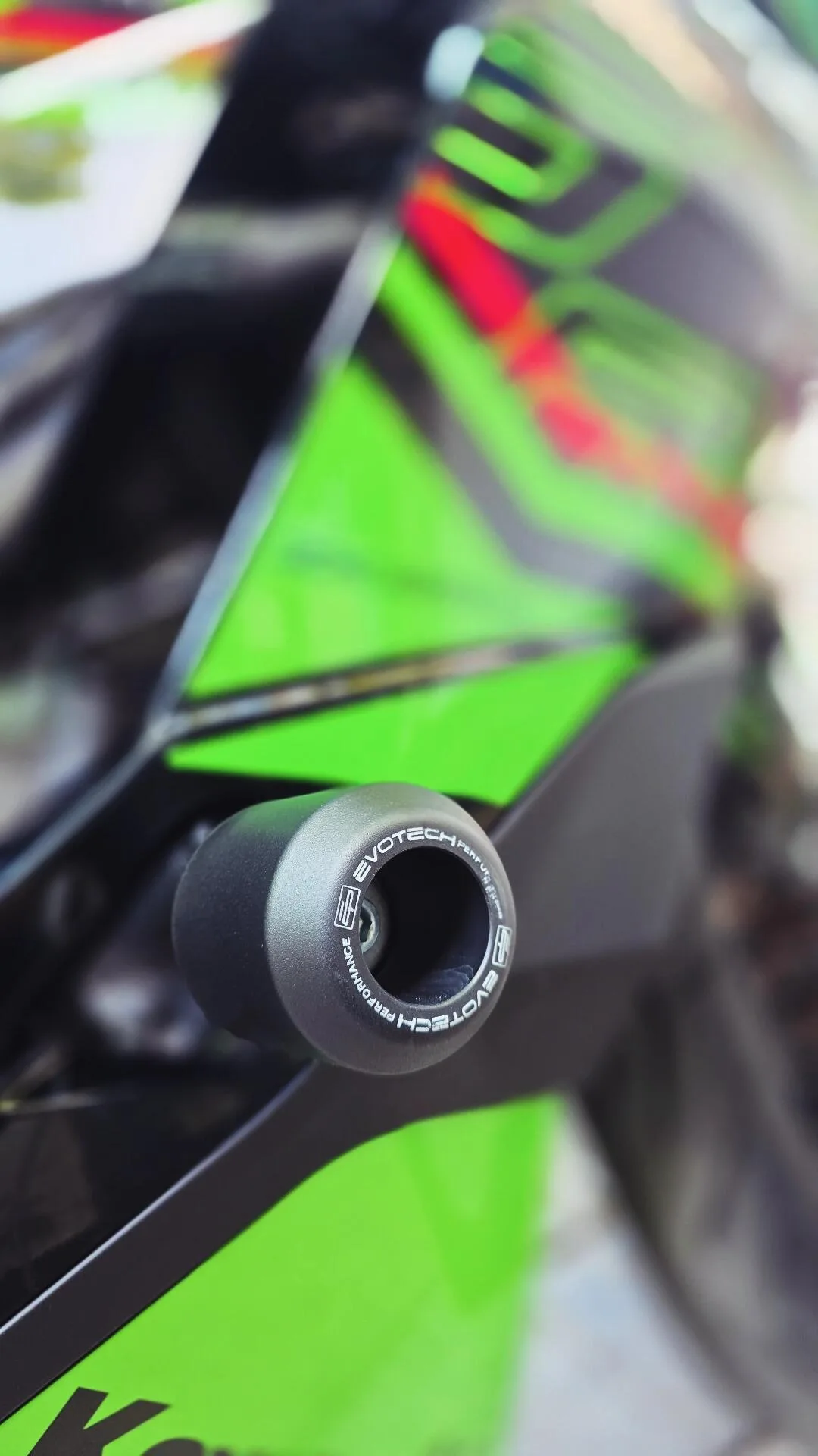 کاوازاکی  نینجا ZX-25RR 3