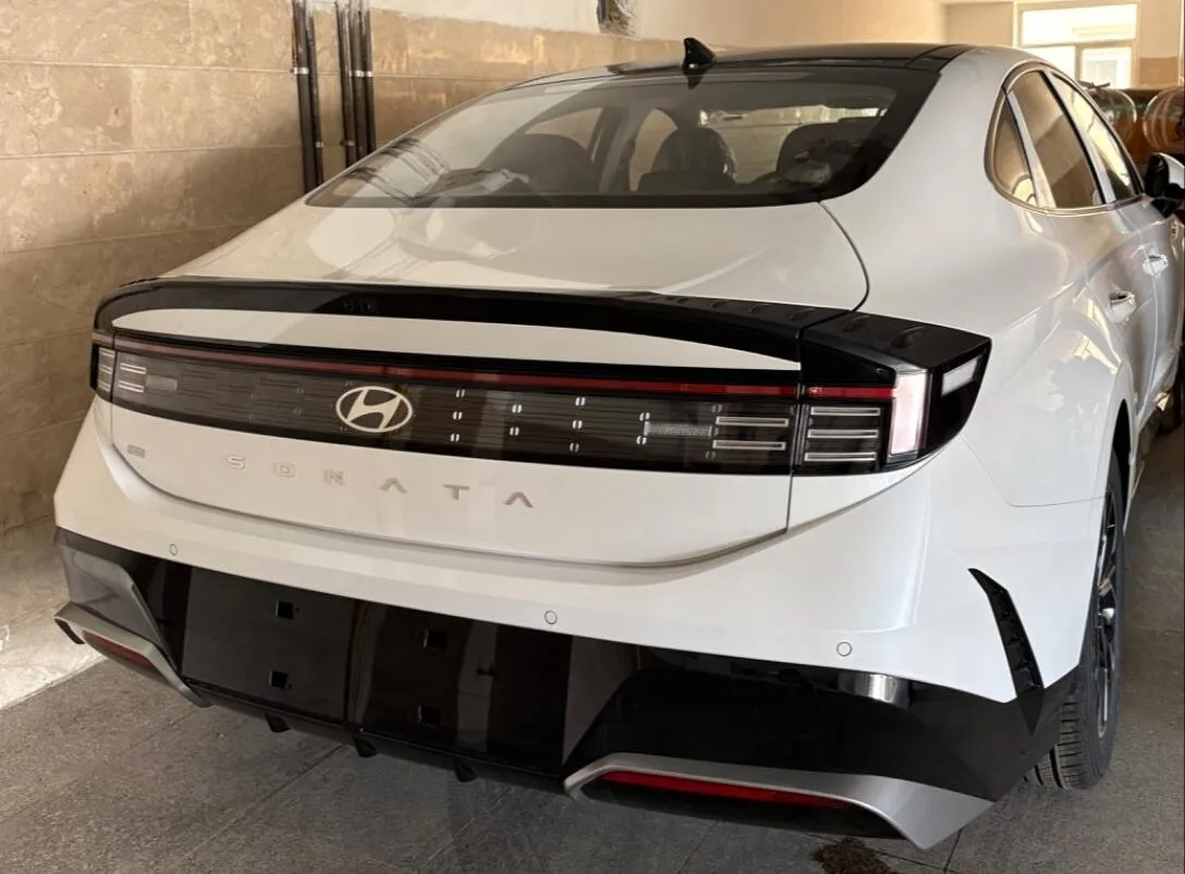 هیوندای  سوناتا 3