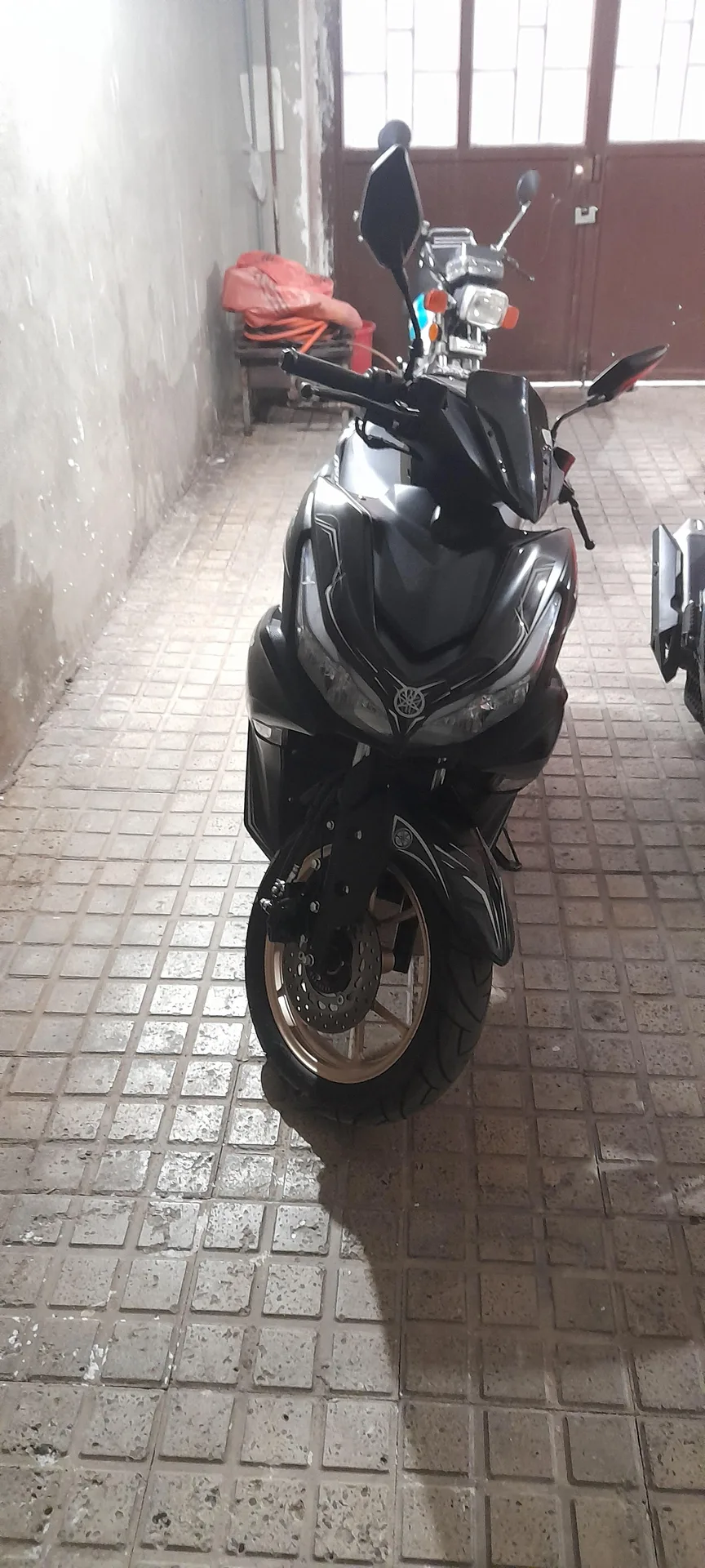 جهان همتا بلنتا VLX170