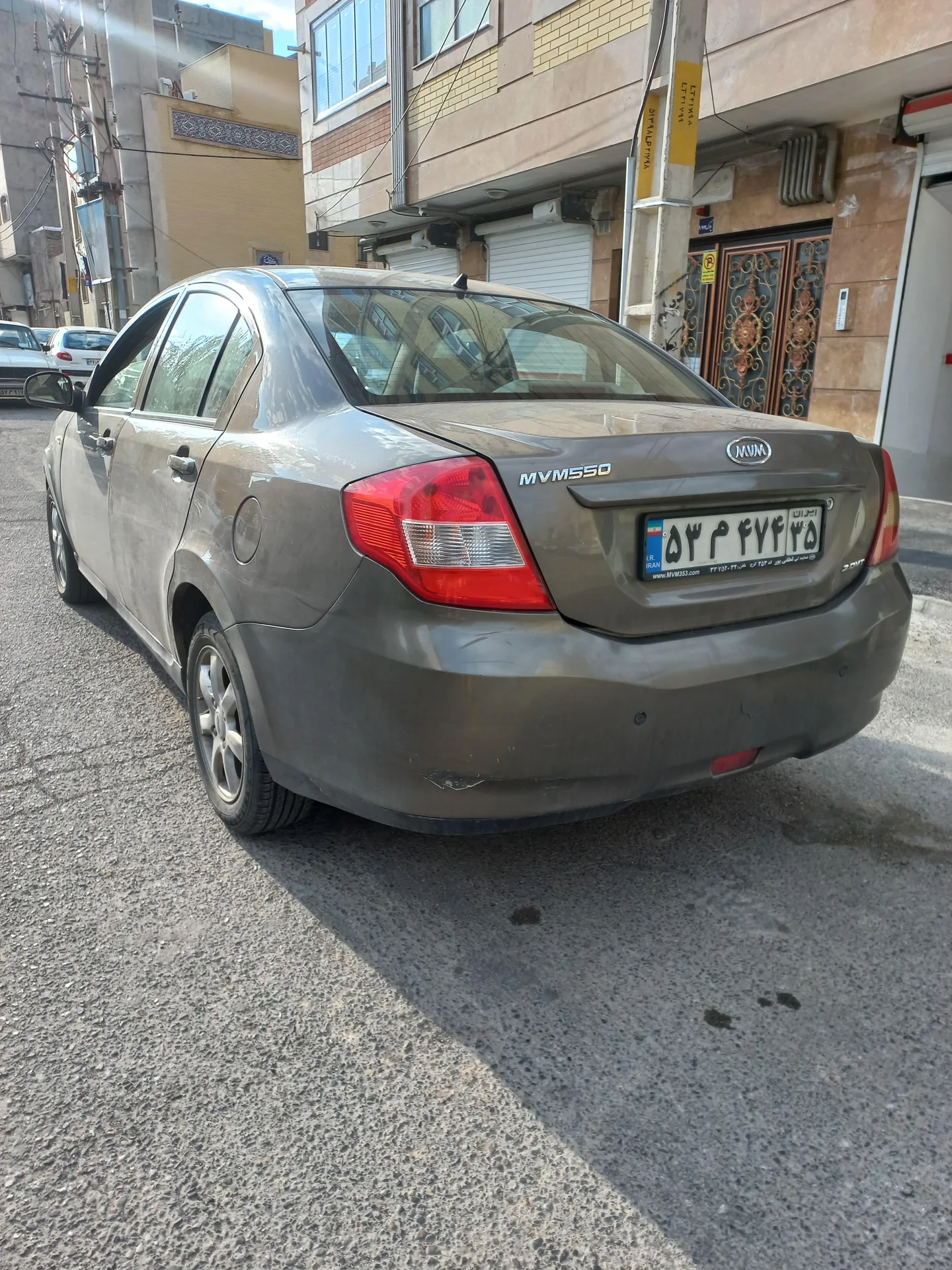ام وی ام  550 2