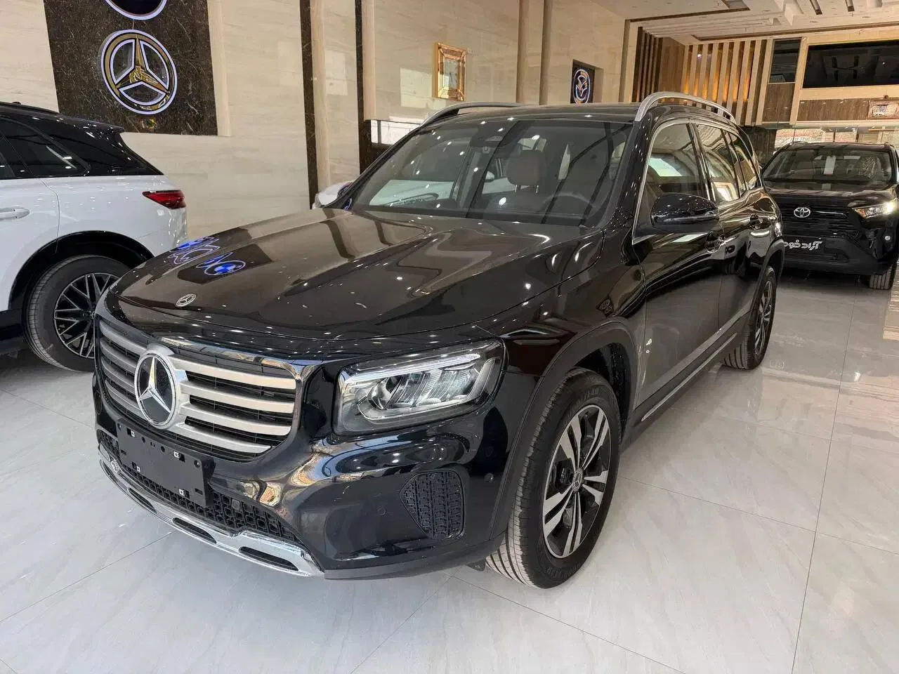بنز کلاس GLB